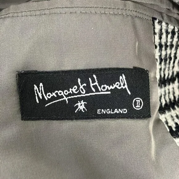 Margaret Howell 100% wool black and white plaid checked long winter coat - Picture 3 of 3